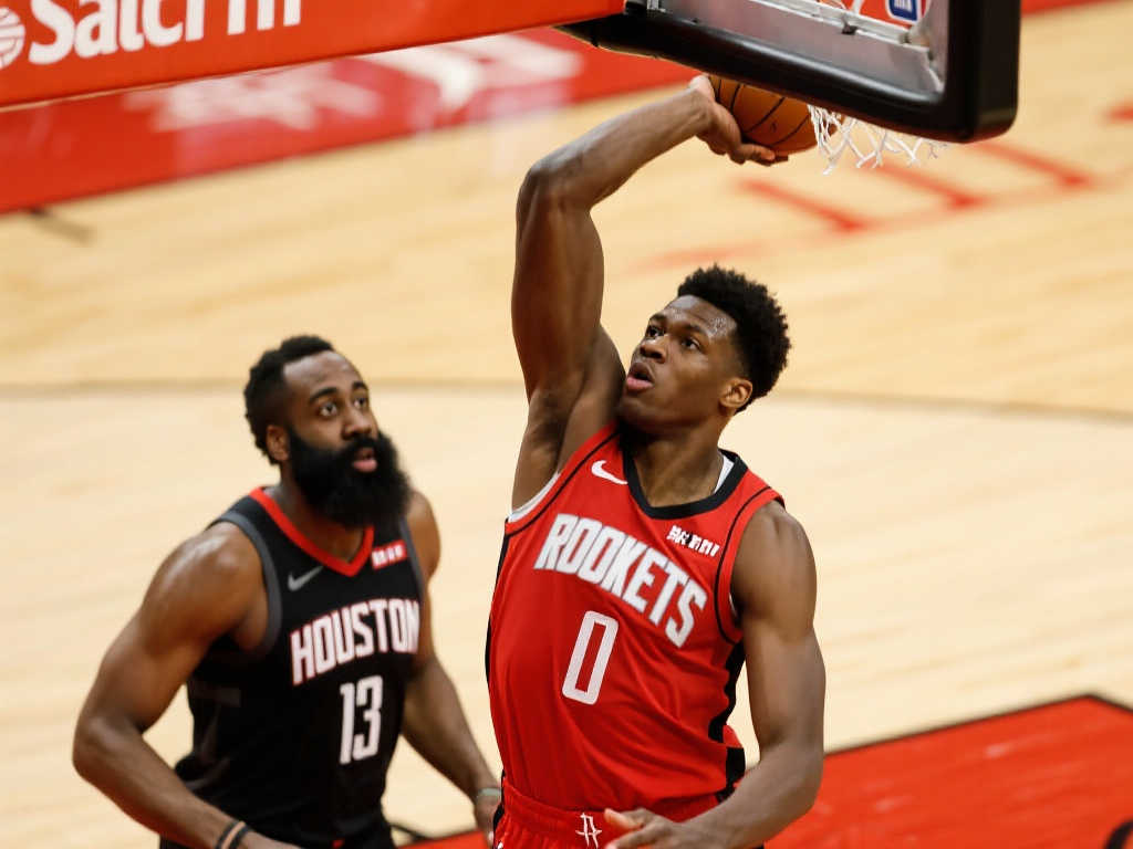 班阵容出战 班阵容出战